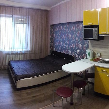 Apartment Derzhavinskaya คาร์คิฟ ภายนอก รูปภาพ