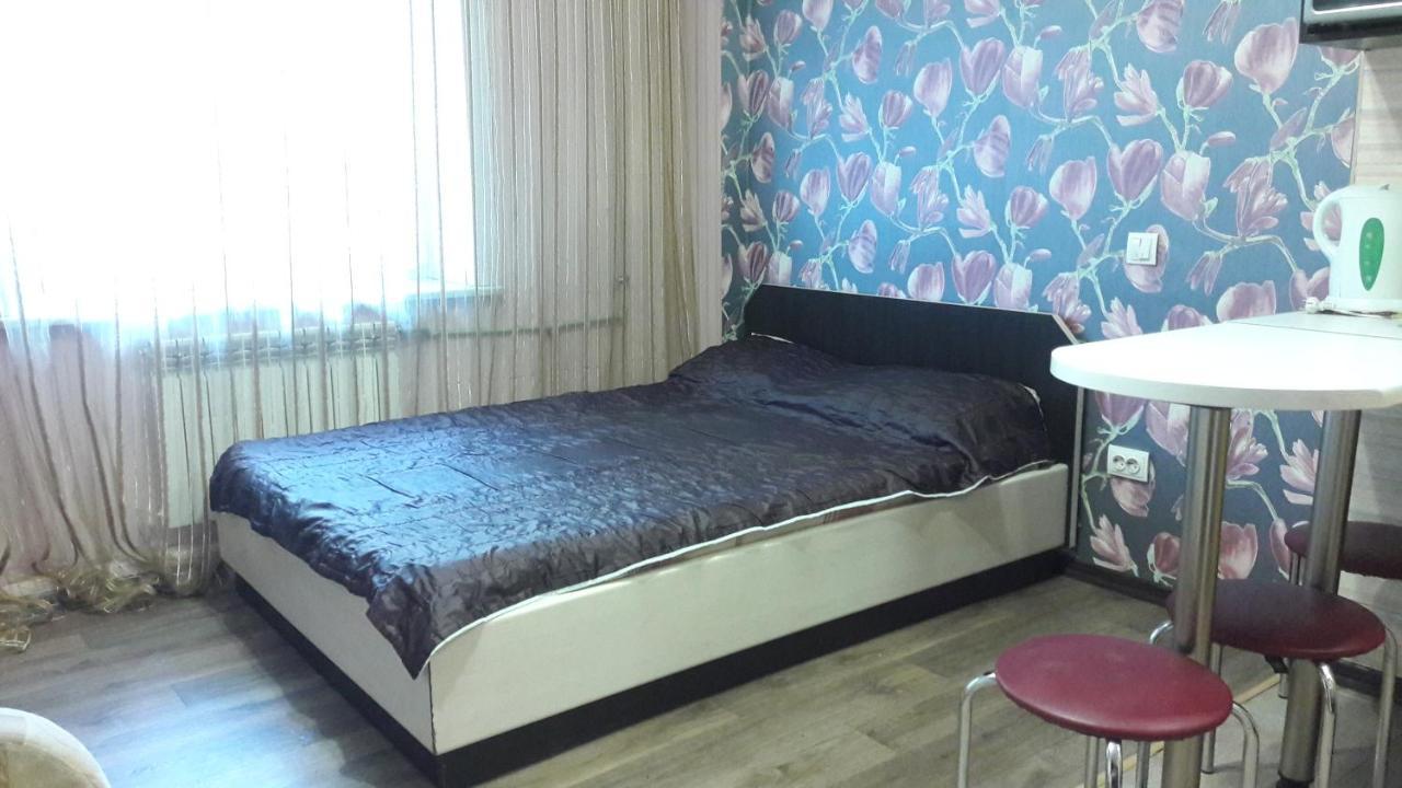 Apartment Derzhavinskaya คาร์คิฟ ภายนอก รูปภาพ